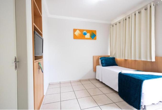 Diroma Fiori - Hoteis Com Roupa De Cama --- Destinos Combinados Turismo Caldas Novas Exterior foto