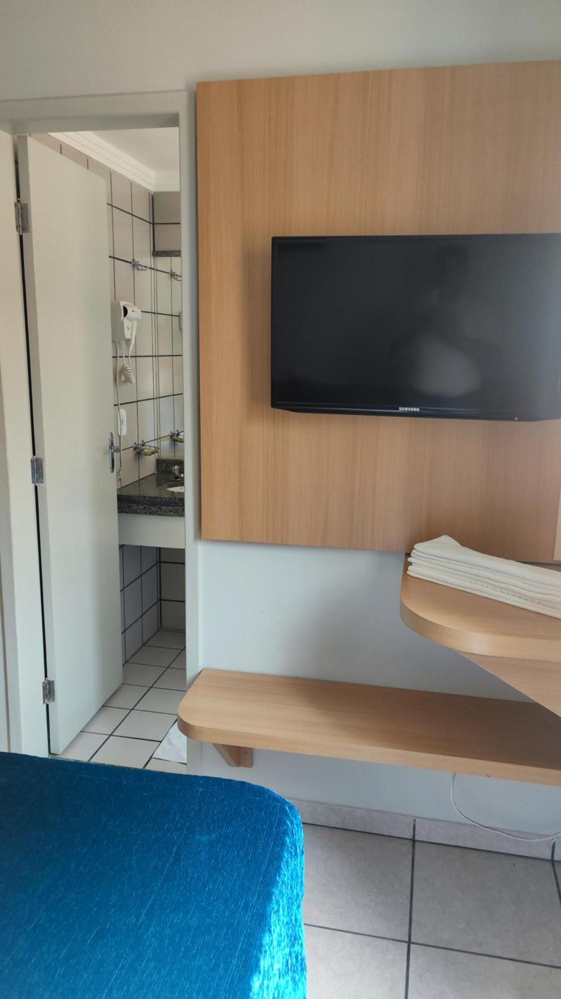 Diroma Fiori - Hoteis Com Roupa De Cama --- Destinos Combinados Turismo Caldas Novas Exterior foto